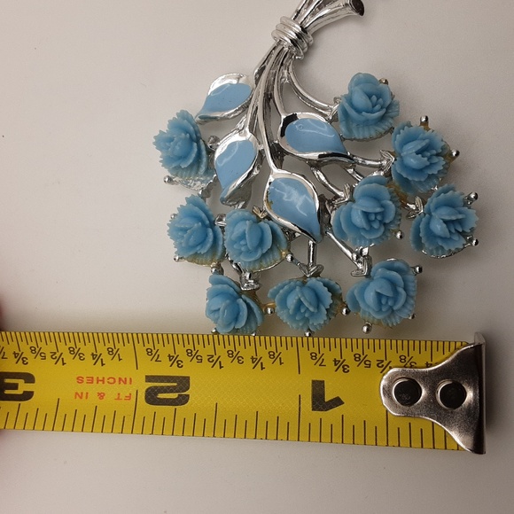 Vintage JJ Jonette Rose Brooch & Clip-On Earrings Set - Excellent Used C… - Picture 10 of 14